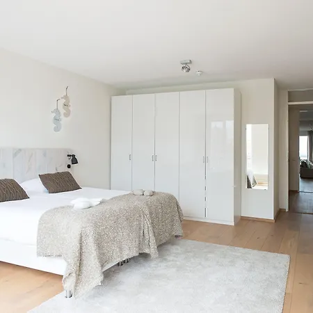 Bizstay Harbour I Scheveningen デン・ハーグ