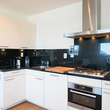 Bizstay Harbour I Scheveningen Apartment
