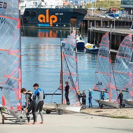 Bizstay Harbour I Scheveningen Lägenhet *