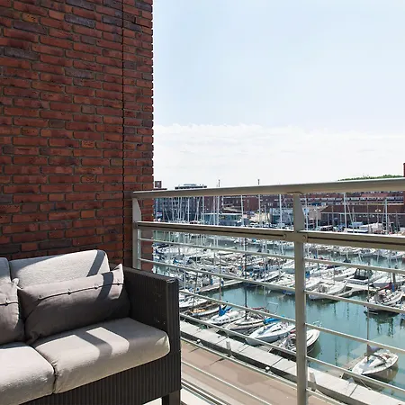 Bizstay Harbour I Scheveningen デン・ハーグ